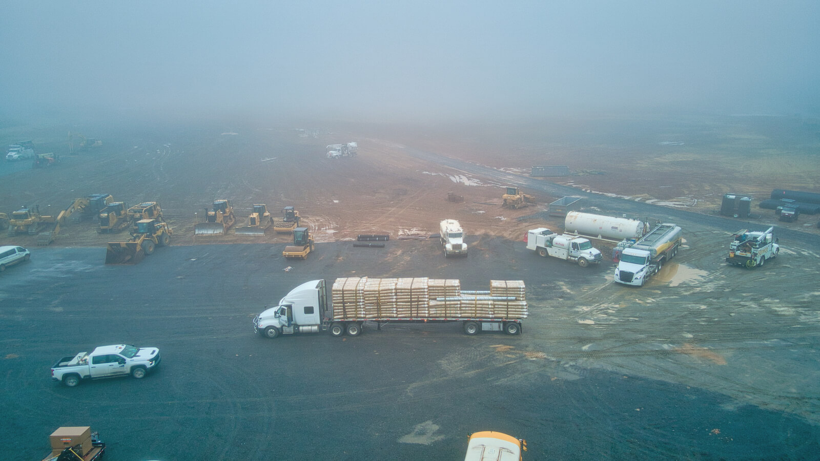 Early morning delivery to Spotsylvania solar farm