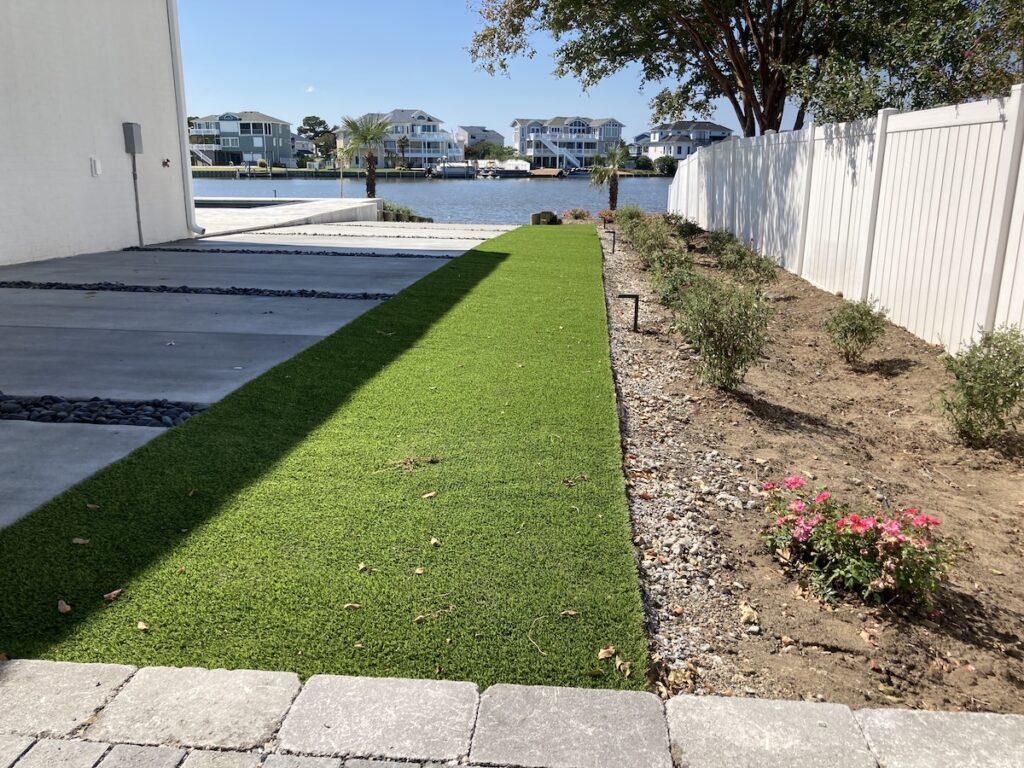Residential landscaping with synthetic turf