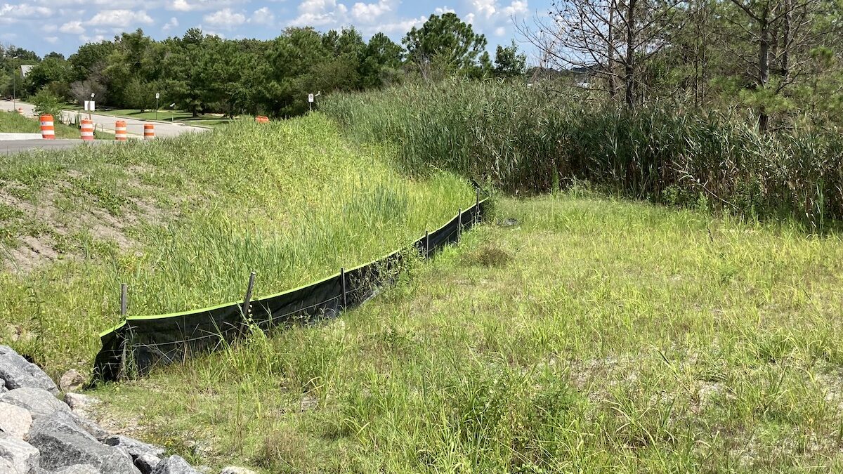 400EO Silt Fence for coastal resiliency