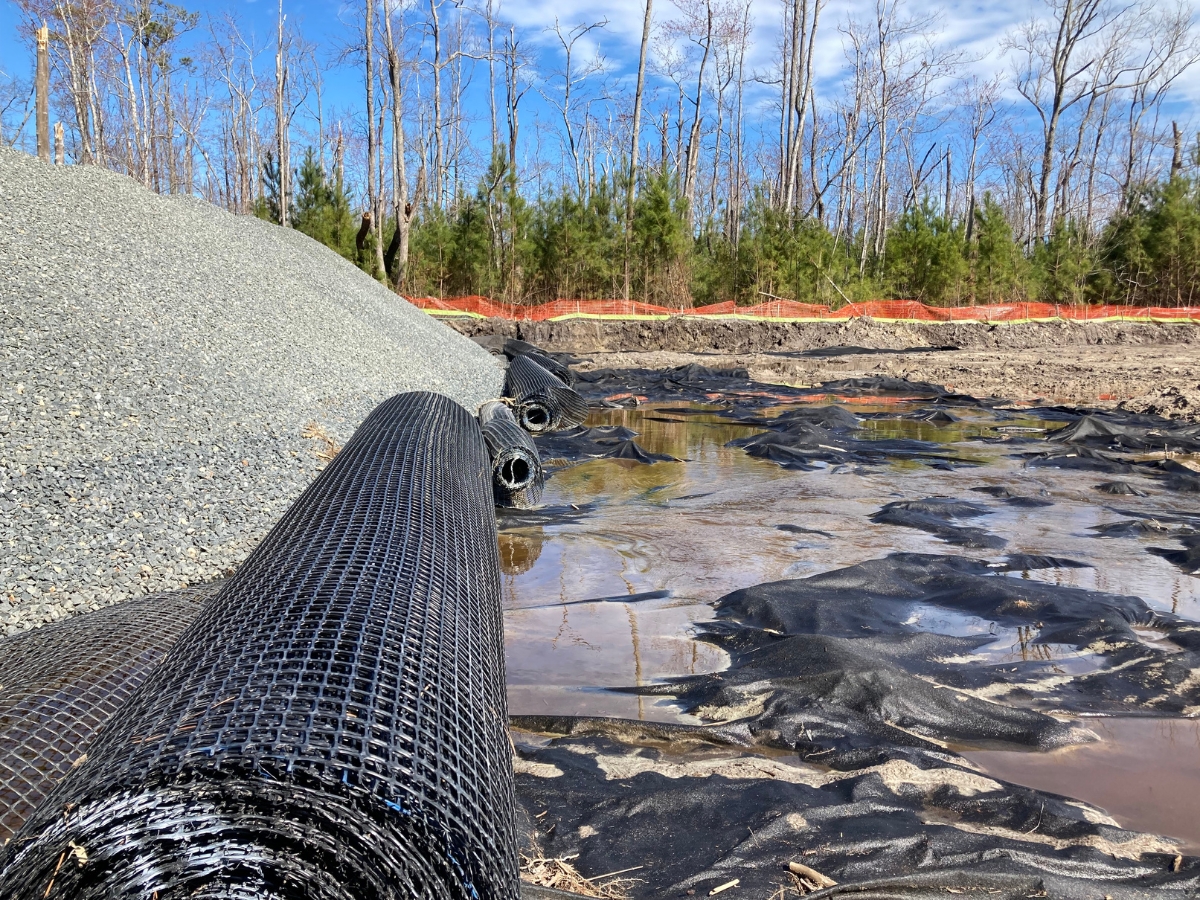 Geogrid for road reconstruction