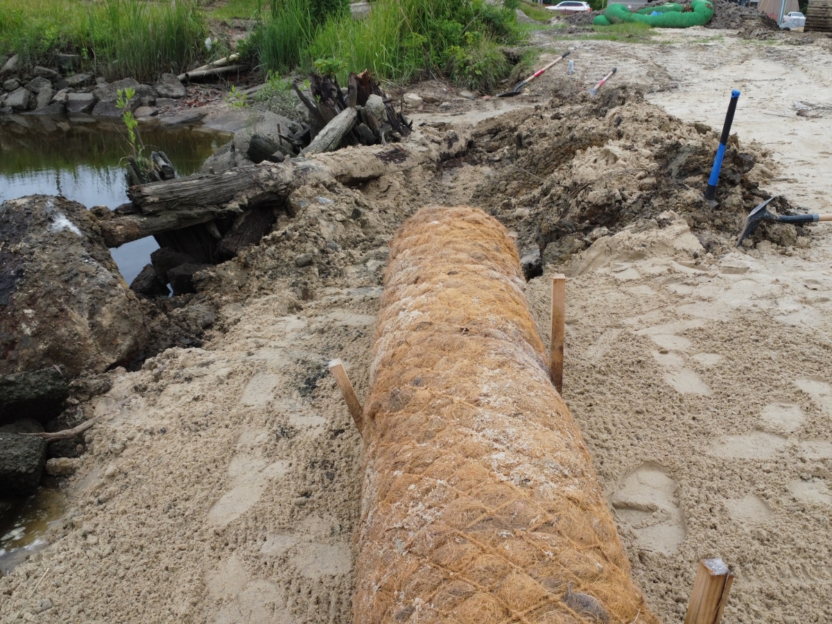 Coir log